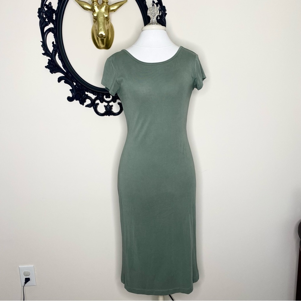 Z Supply Sage Green Short Sleeve, Open Back, Over the Knee Dress